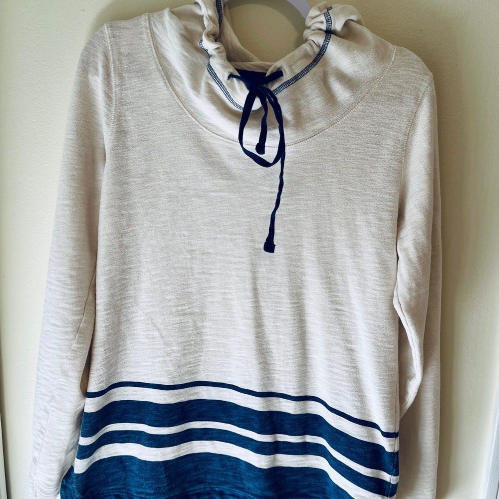 Eddie Bauer Cream and Blue Outdoor Hoodie